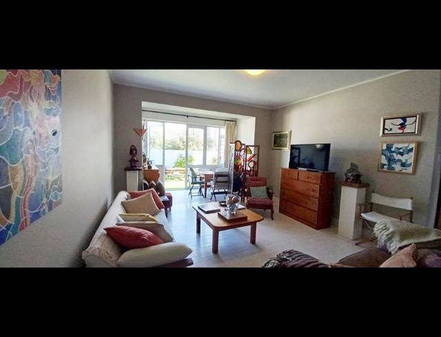 2 BEDROOM APARTMENT RENTED IN SUMMERSTRAND